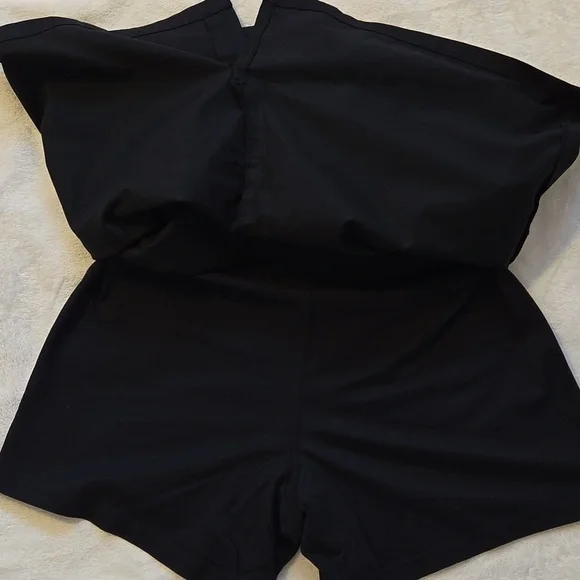 Lands' End Women's Black Golf Skort - Picture 4 of 5